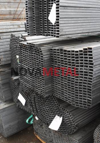 Труба ЭСВ оцинкованные прямоугольная 50х25х1.2