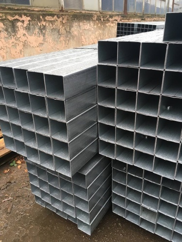 Труба стальная квадратная ЭСВ 140х140х5х12000 низколегир.