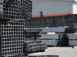 фото 1 - нержавеющая труба aisi 201, 25х25х1,5х6000, шлифованная